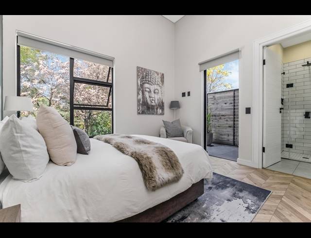 4 BEDROOM HOUSE FOR SALE IN HELDERFONTEIN ESTATE